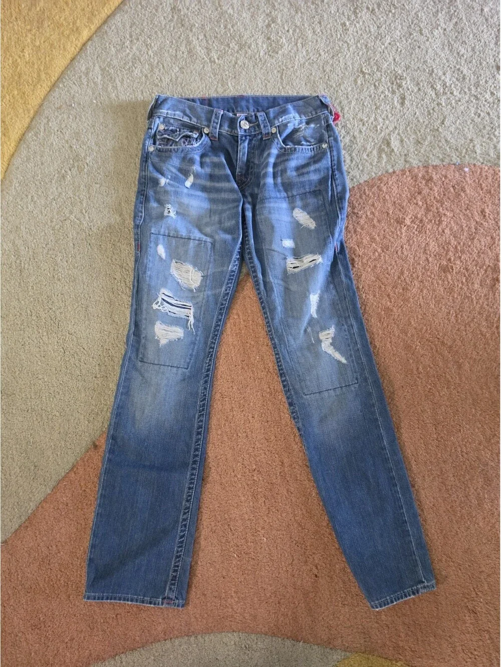 True Religion Mens Semi Distressed Jeans  Sz 30x32